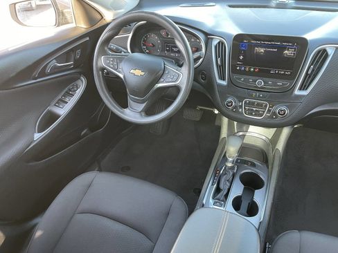Used 2024 Chevrolet Malibu LT FWD image 15