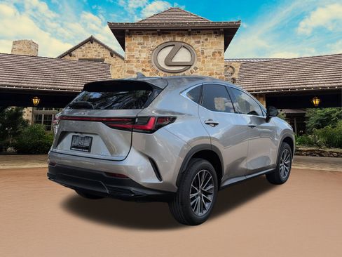 Certified 2025 Lexus NX 250 FWD w/ Accessory Package (Z1) image 2