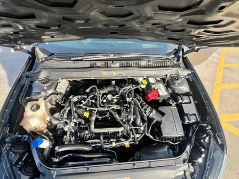 Used 2020 Ford Fusion SE FWD image 32