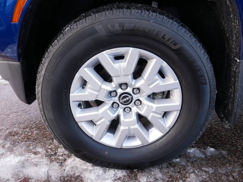 Certified 2023 Nissan Frontier SV w/ Technology Package image 15