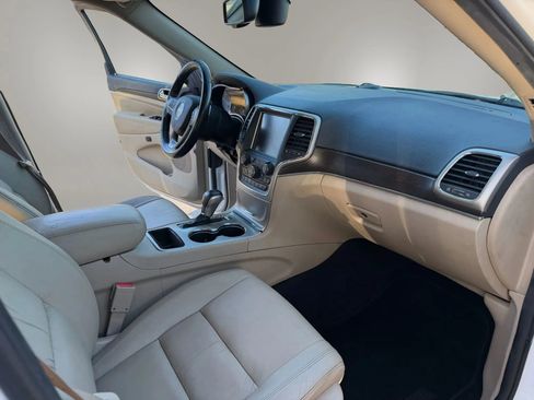 Used 2016 Jeep Grand Cherokee Limited image 13