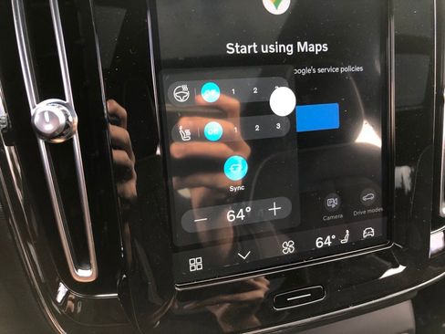 New 2026 Volvo XC40 B5 Ultra w/ Protection Package Premier image 27