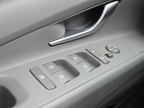 New 2026 Hyundai Elantra SEL Sport Premium FWD image 30