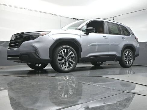 New 2026 Subaru Forester Touring AWD/4WD image 37