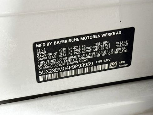 Used 2023 BMW X7 xDrive40i w/ Premium Package image 34