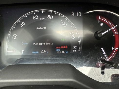 Used 2023 Toyota RAV4 XLE Premium image 21