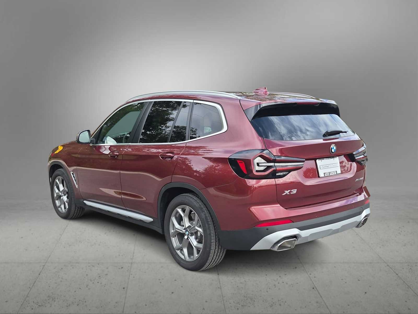 Used 2024 BMW X3 xDrive30i w/ Premium Package AWD/4WD image 6