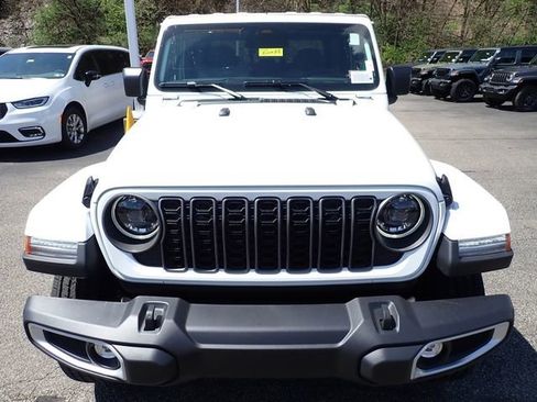 New 2026 Jeep Gladiator Sport image 10