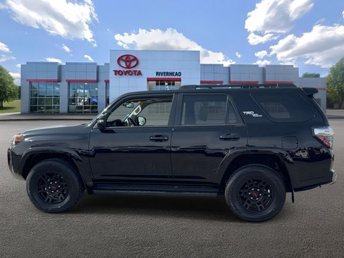 Used 2023 Toyota 4Runner TRD Off-Road Premium w/ Moonroof Package image 4