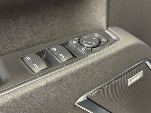 New 2026 GMC Sierra 1500 SLT w/ SLT Convenience Package image 11