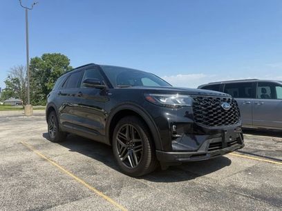 Used 2025 Ford Explorer ST-Line w/ Premium Package