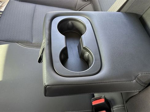 Used 2022 Buick Encore GX Select image 38