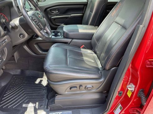 Used 2021 Nissan Titan PRO-4X w/ Pro-4x Convenience Package AWD/4WD image 22