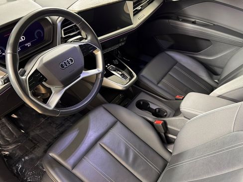 Used 2023 Audi Q4 e-tron Premium Plus w/ Premium Plus AWD/4WD image 9
