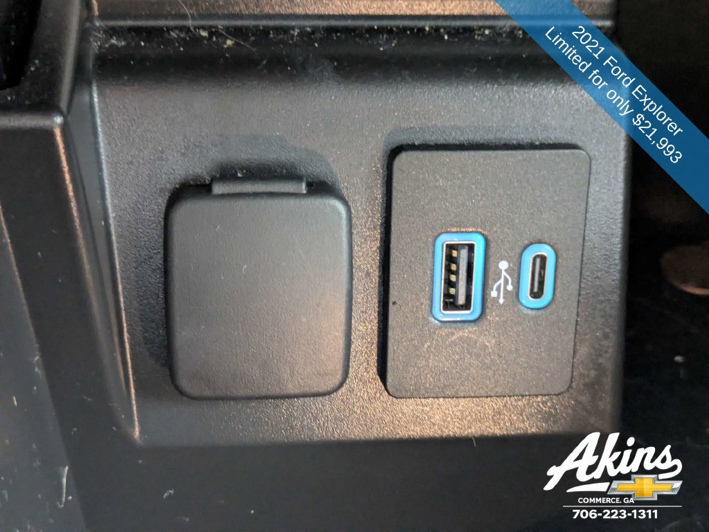 Used 2021 Ford Explorer Limited w/ Equipment Group 301A RWD image 25