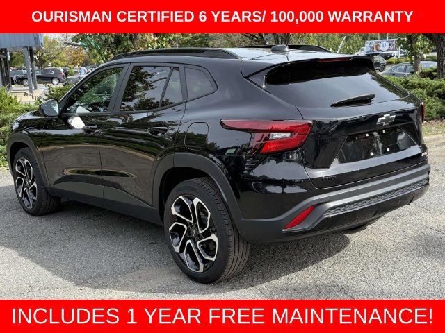 Used 2024 Chevrolet Trax RS w/ Sunroof Package FWD image 4