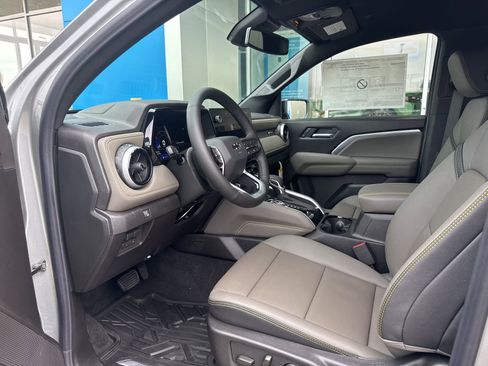New 2026 Chevrolet Colorado ZR2 AWD/4WD image 15