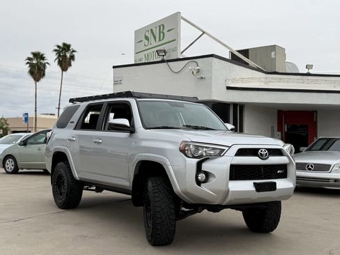 Used 2019 Toyota 4Runner SR5 image 3