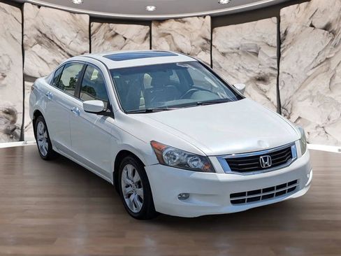 Used 2010 Honda Accord EX-L image 16