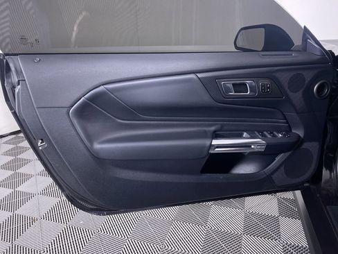 Used 2024 Ford Mustang GT Premium image 12