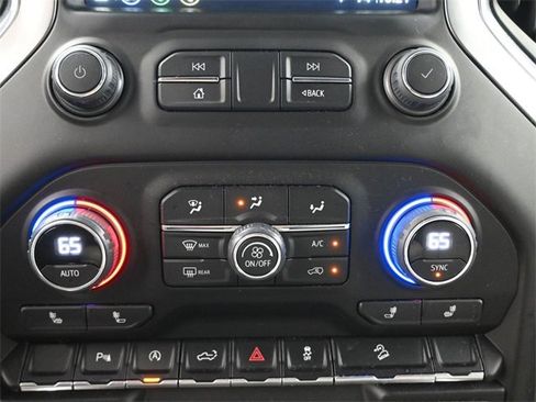 Used 2022 Chevrolet Silverado 1500 RST image 6