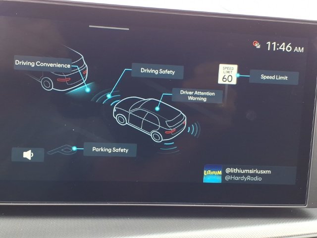 New 2027 Hyundai Santa Fe SEL FWD image 10