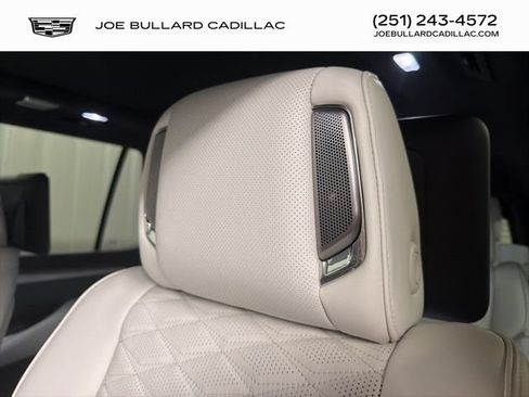New 2026 Cadillac Escalade Platinum Sport AWD/4WD image 12