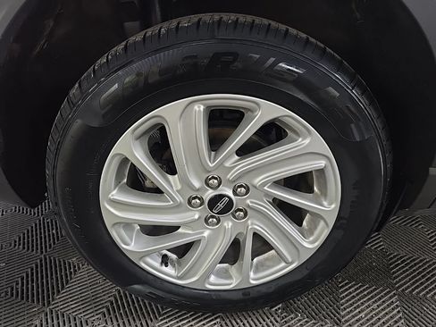 Used 2023 Lincoln Corsair AWD image 18
