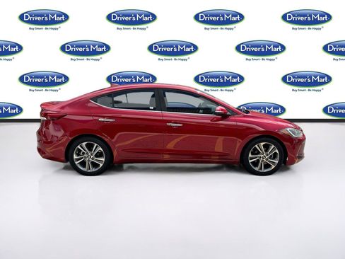 Used 2017 Hyundai Elantra Limited FWD image 8