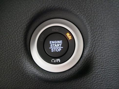 New 2026 Chrysler Pacifica Limited w/ S Appearance Package image 37