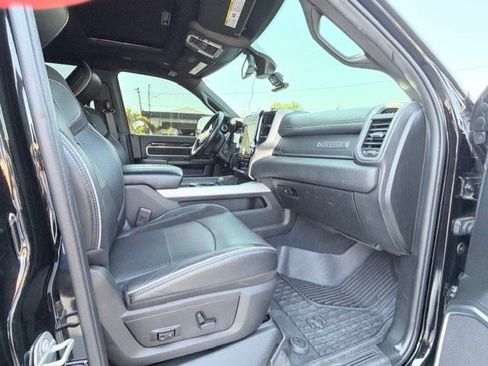 Used 2019 RAM 2500 Laramie image 17