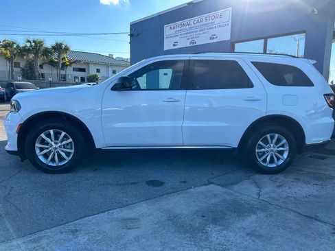 Used 2023 Dodge Durango SXT image 3