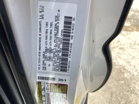 Used 2021 Toyota Tacoma SR RWD image 31