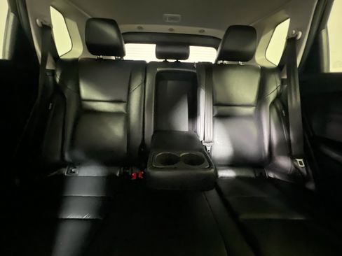 Used 2025 Nissan Rogue SL w/ SL Premium Package FWD image 32