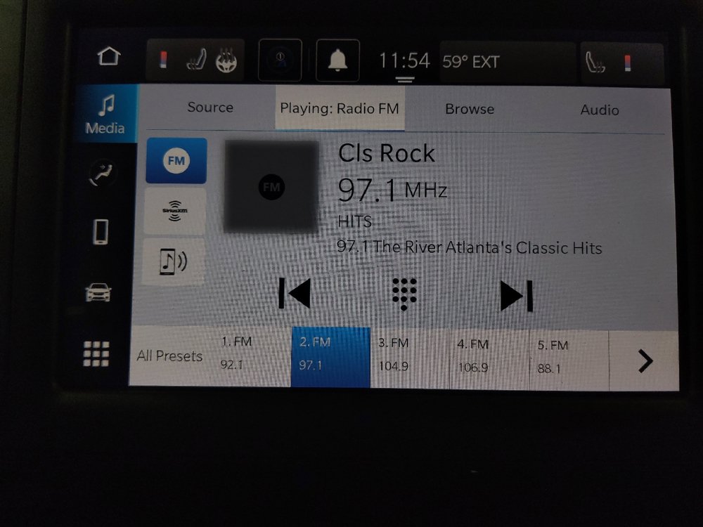 Used 2024 Chrysler Voyager LX FWD image 25