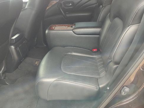 Used 2015 INFINITI QX80 4WD w/ Deluxe Technology Package image 19