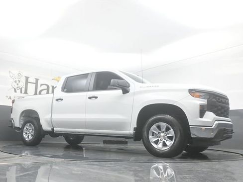 New 2026 Chevrolet Silverado 1500 W/T AWD/4WD image 2
