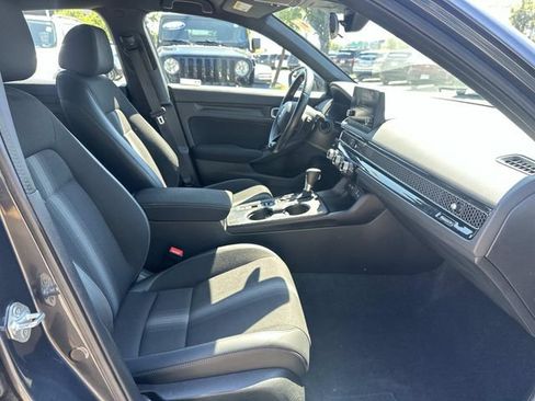 Used 2023 Honda Civic Sport image 10