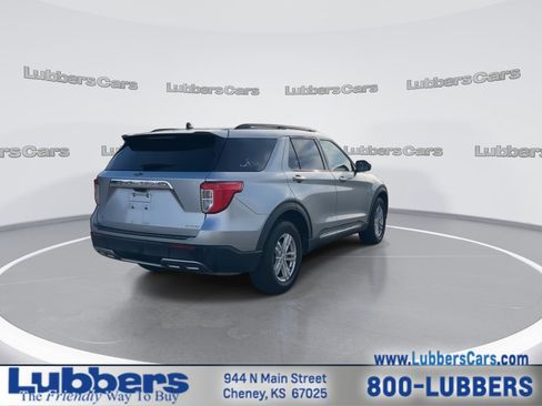 Used 2023 Ford Explorer XLT w/ Equipment Group 202A image 8