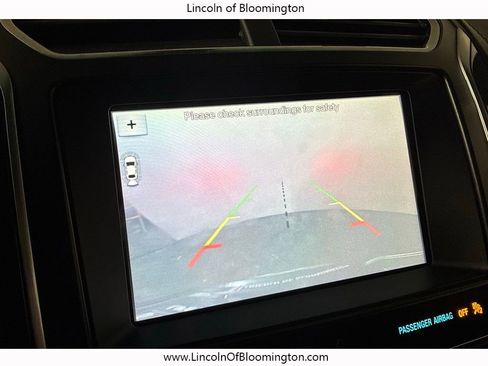 Used 2017 Ford Explorer Platinum image 65