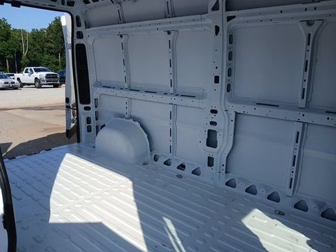 New 2026 RAM ProMaster 2500 w/ Convenience Group FWD image 10
