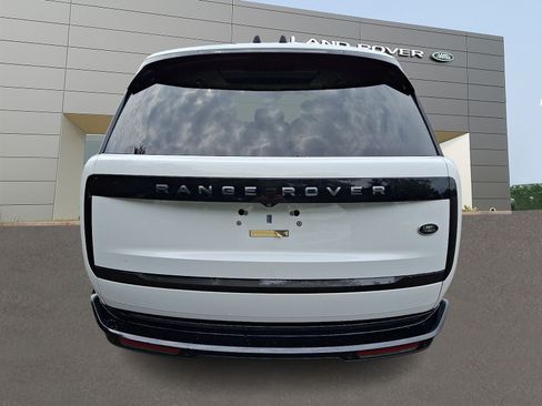 Used 2023 Land Rover Range Rover Long Wheelbase SE AWD/4WD image 7