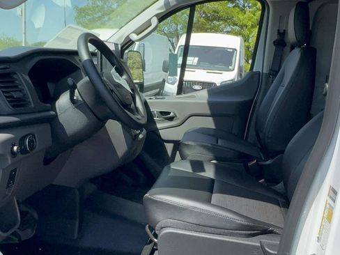 New 2026 Ford Transit 250 148 Medium Roof w/ Load Area Protection Package RWD image 10