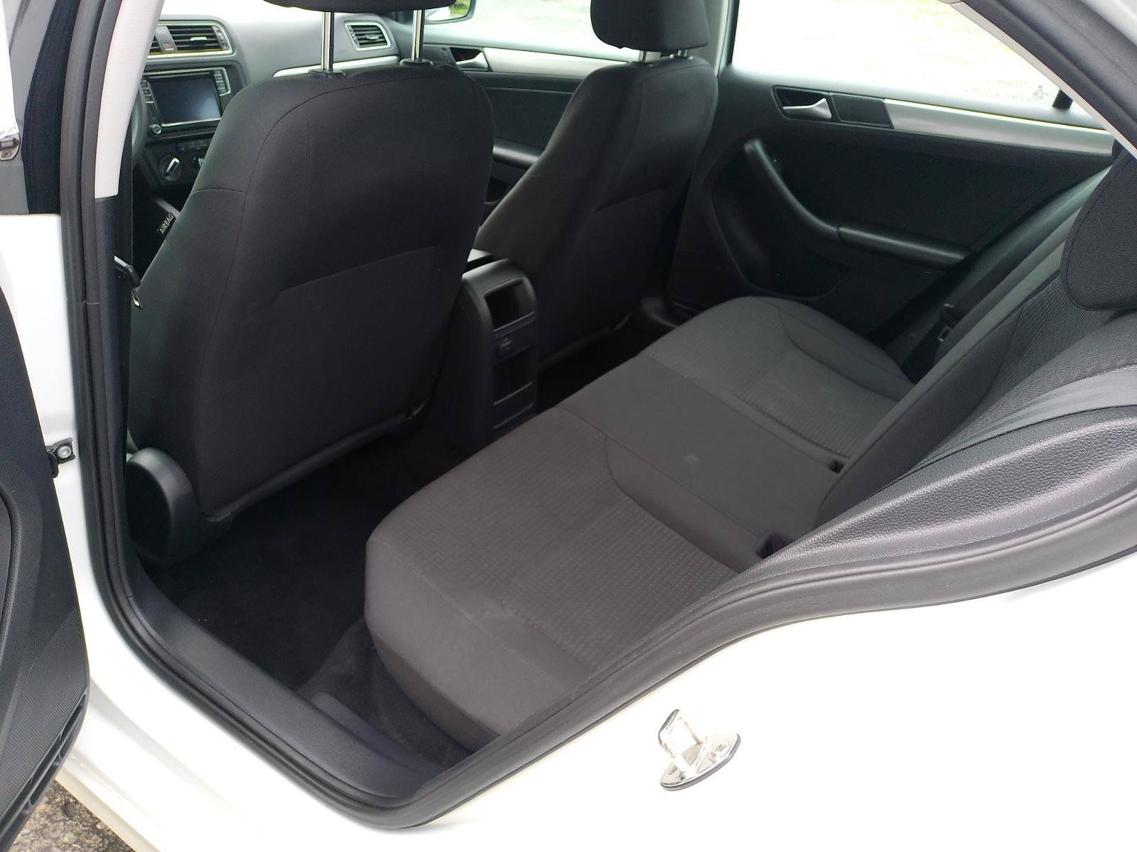 Used 2016 Volkswagen Jetta SE FWD image 22