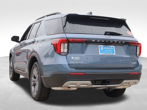 New 2026 Ford Explorer Active AWD/4WD image 3