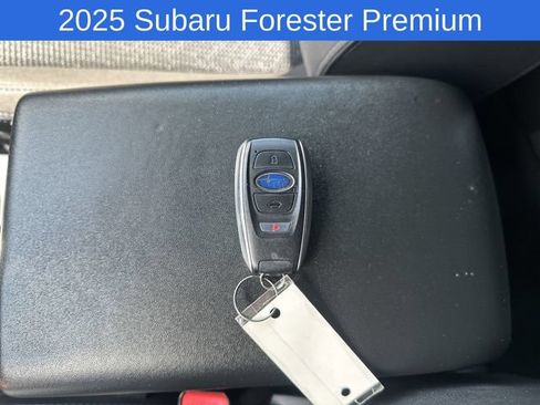 Used 2025 Subaru Forester Premium w/ Convenience Package #1 AWD/4WD image 30