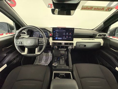 Used 2024 Toyota Tacoma TRD Off-Road image 37
