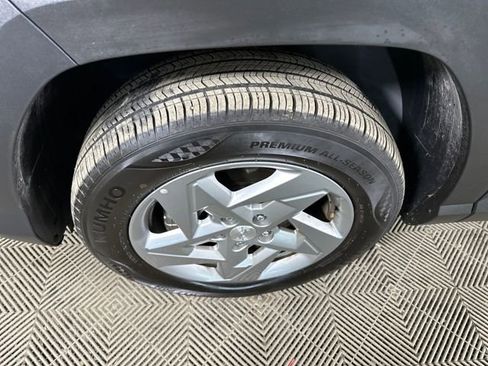 Used 2026 Hyundai Kona SE image 10