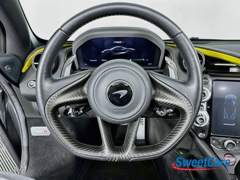 Used 2022 McLaren 720S Spider RWD image 21