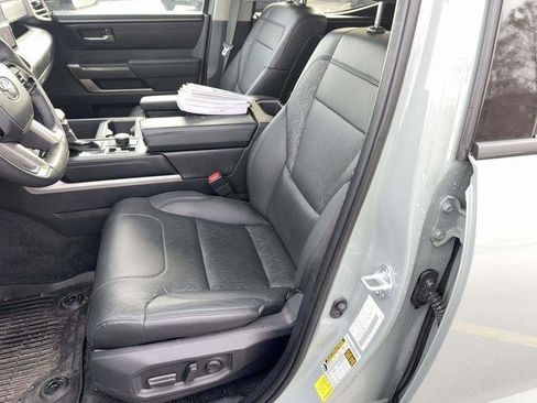 Used 2022 Toyota Tundra SR5 image 10